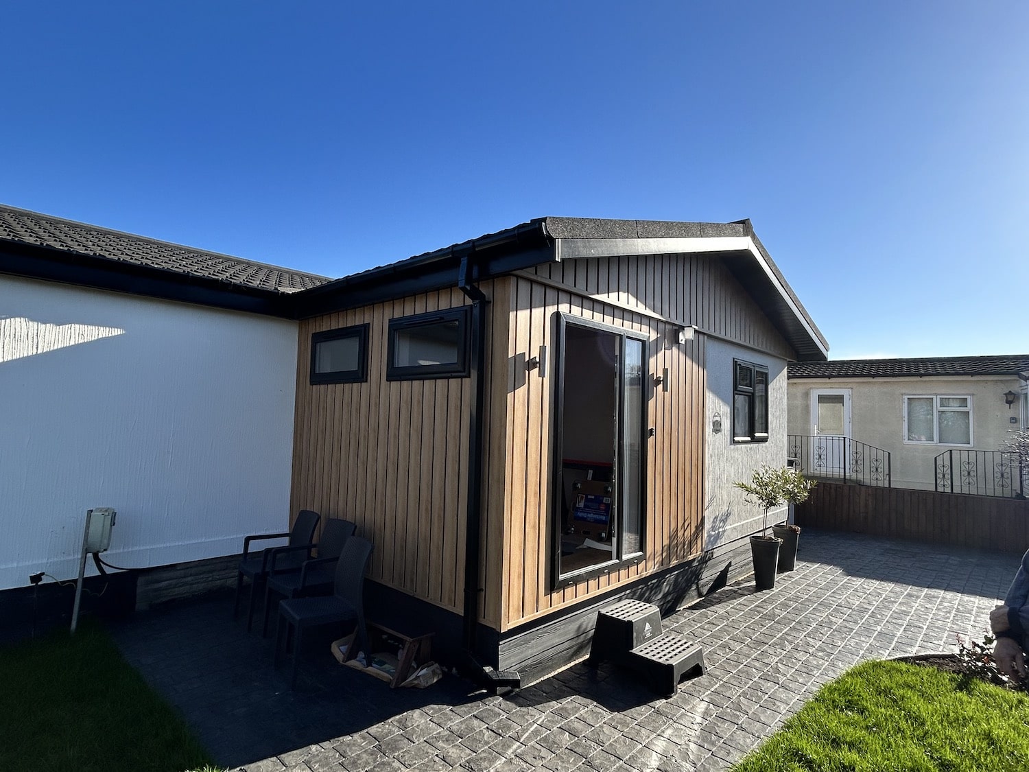 Bright (18)-min park home insulation